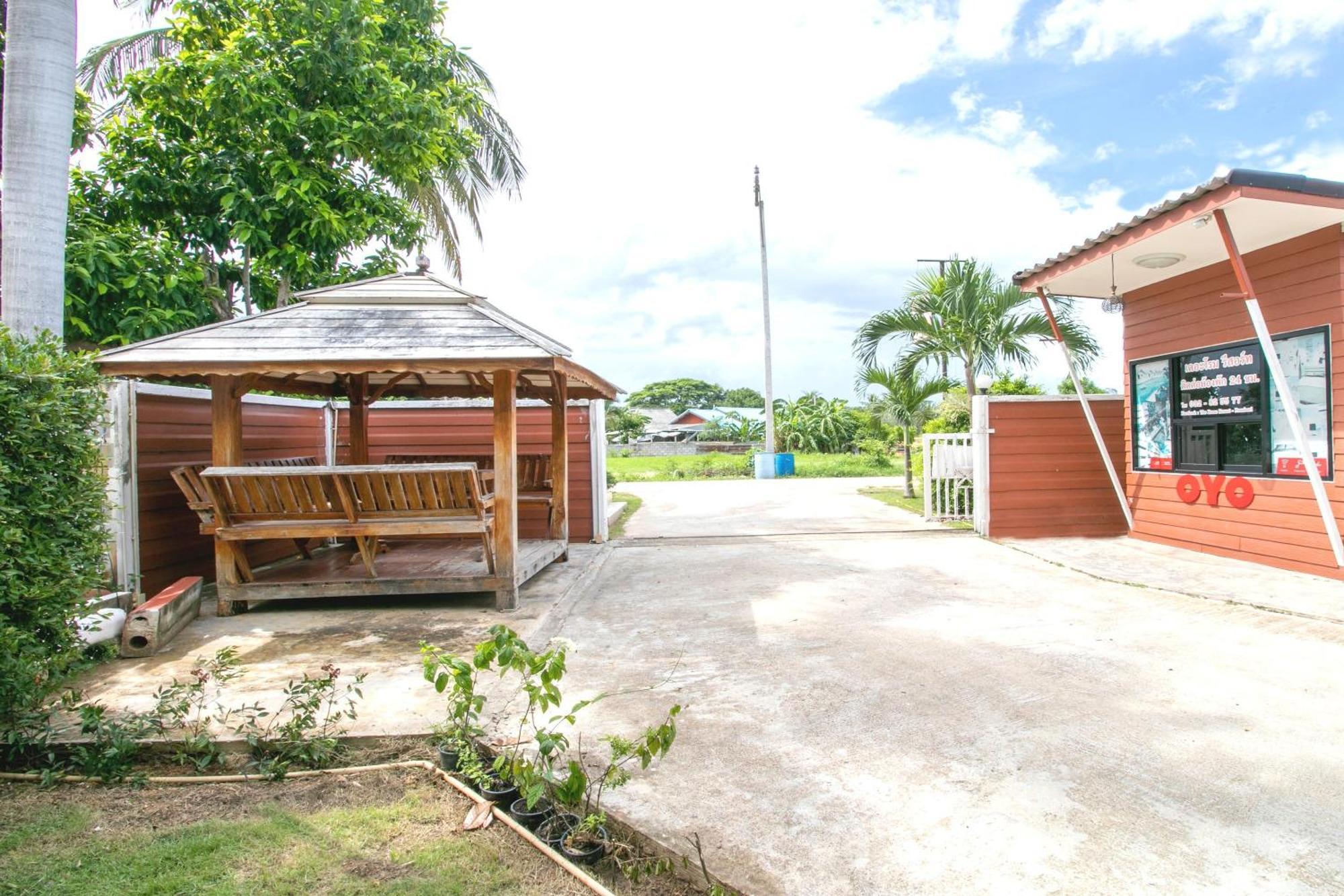 The Rome Resort Pran Buri Esterno foto