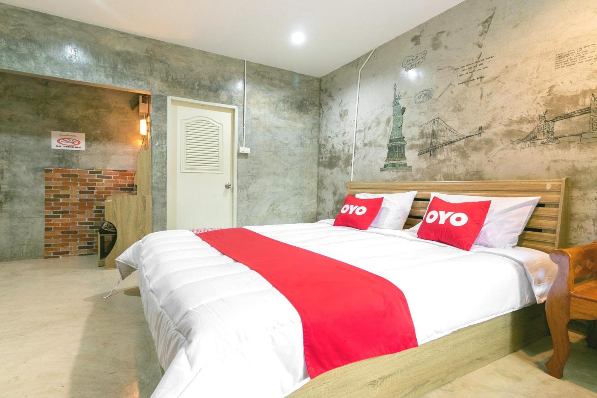 The Rome Resort Pran Buri Esterno foto
